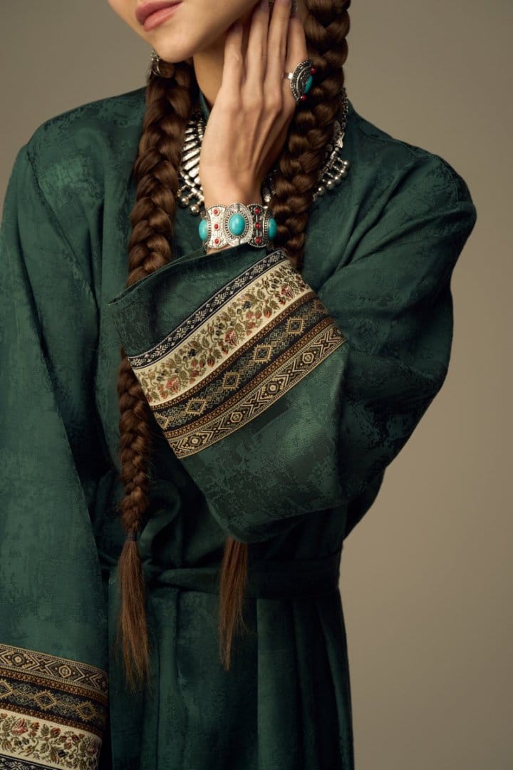 4dc1cbfcbk4a7be9d55c68a9c1e12a54