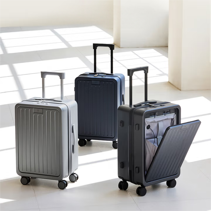 чемодан Lite с кнопкой открытия